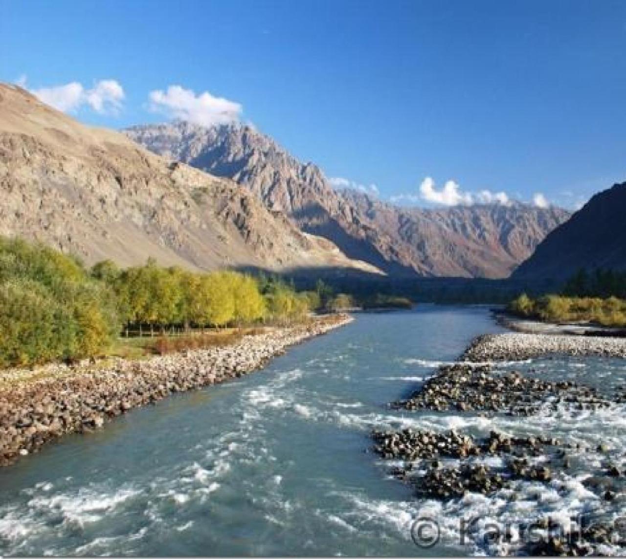 Hotel Suru View Kargil Kültér fotó