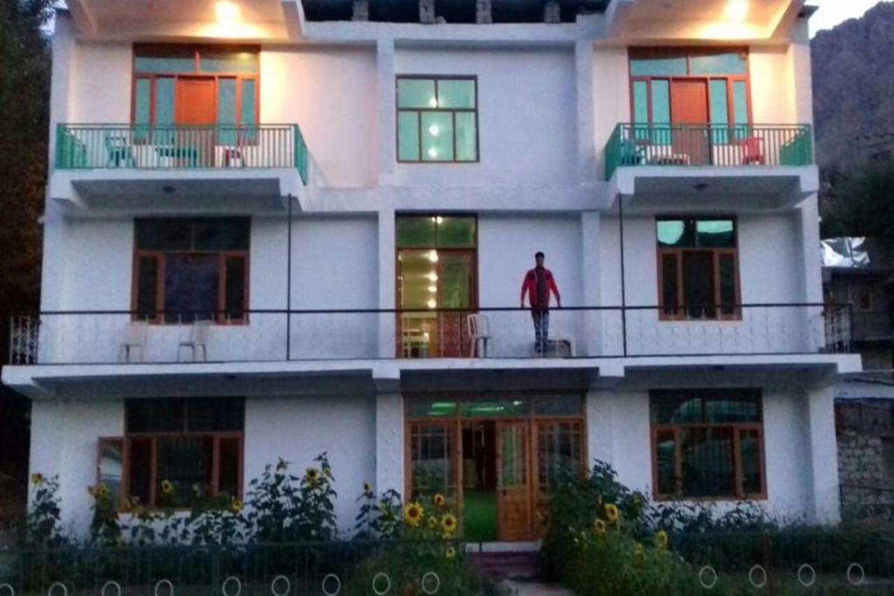 Hotel Suru View Kargil Kültér fotó